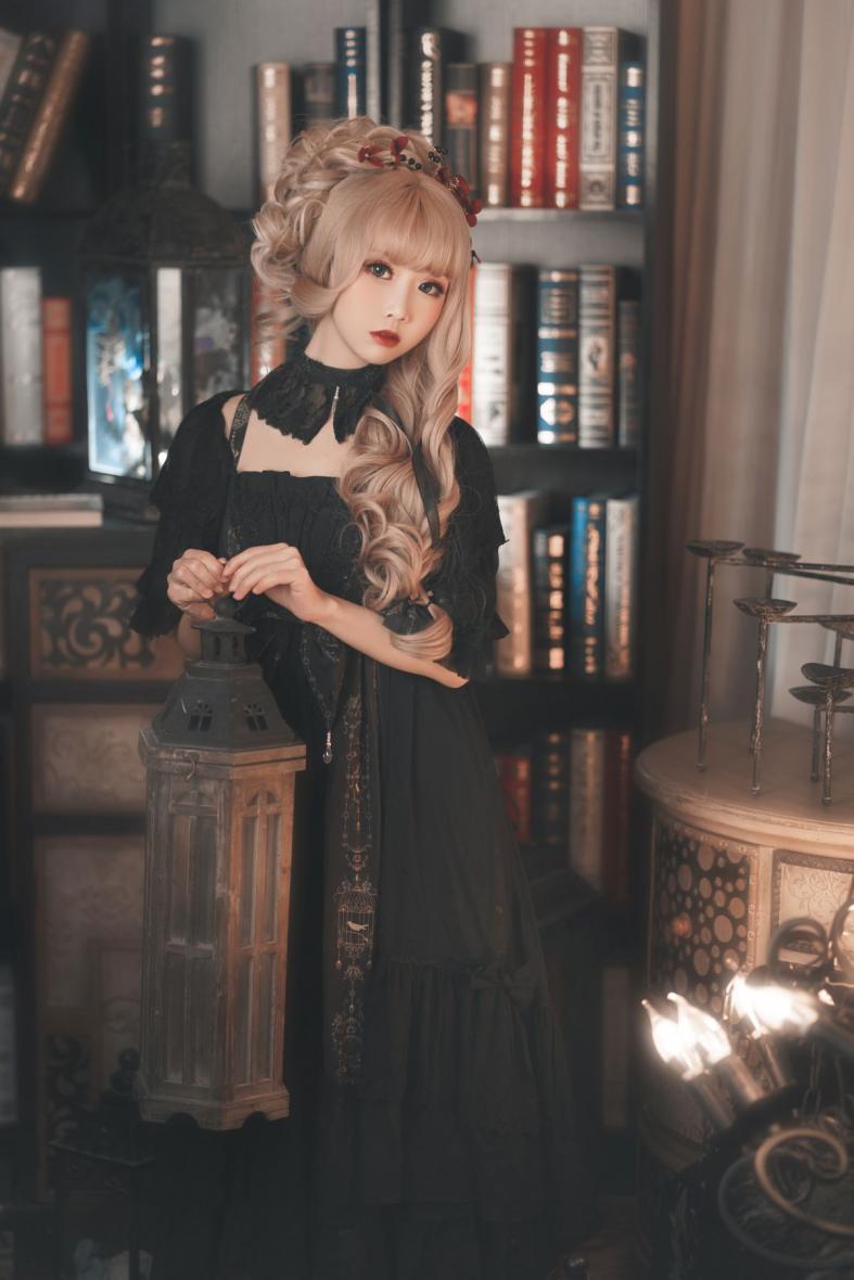 人气动漫Coser@面饼仙儿 十六夜颂歌 [12P126MB]