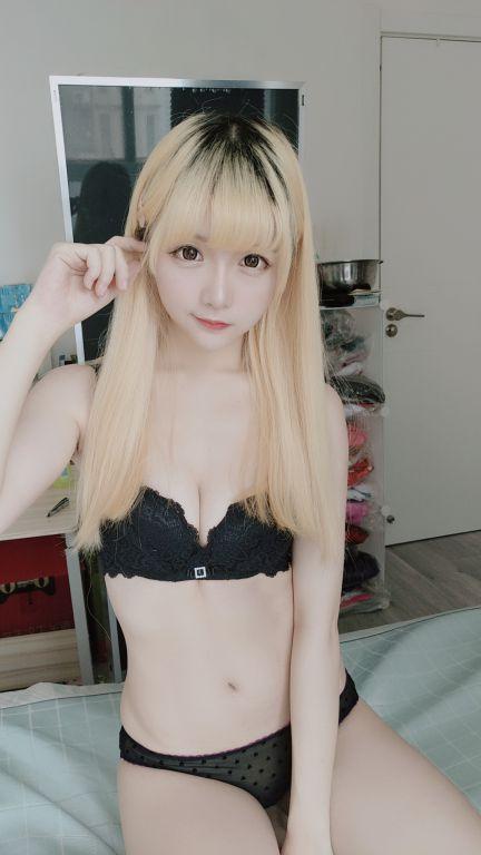 微博红人@星之迟迟-JK短裙 [60P3V500MB] - 图片5