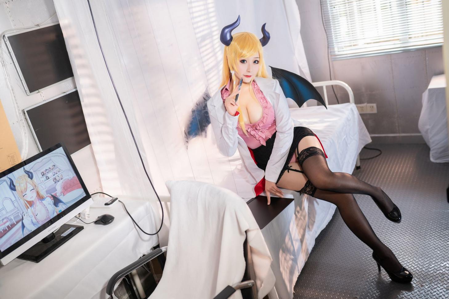 微博人气Coser@三刀刀miido 巧可老师 [22P378MB]