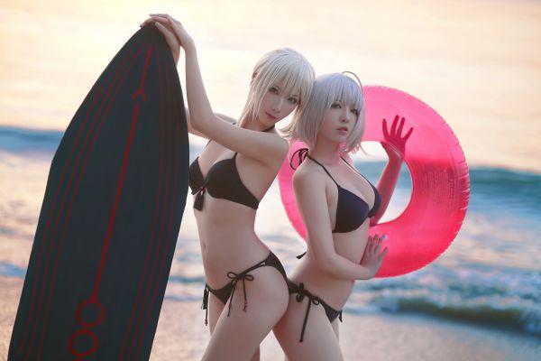 微博人气Coser@半半子&索索 海边泳装 [40P45MB] - 图片4