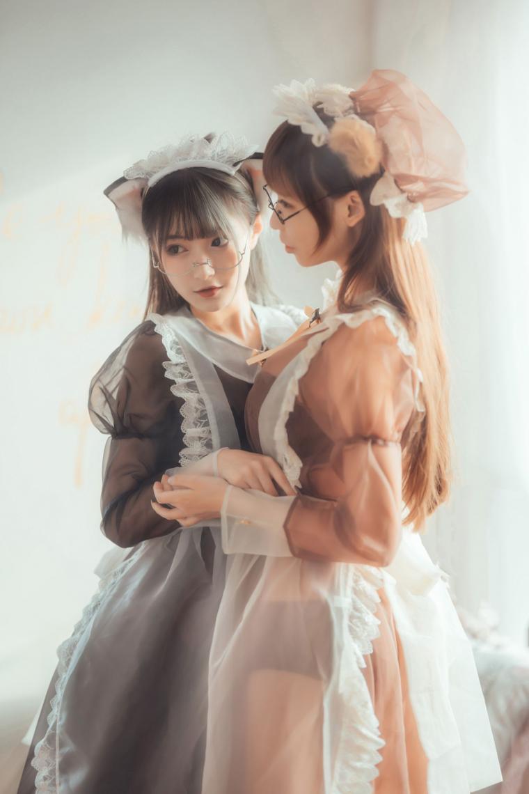 知名动漫博主@铁板烧鬼舞w&爱老师&奶文 透明女仆 [34P278MB] - 图片2