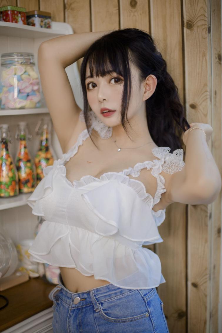 知名动漫博主@黑猫猫OvO 客厅 [16P74MB] - 图片7
