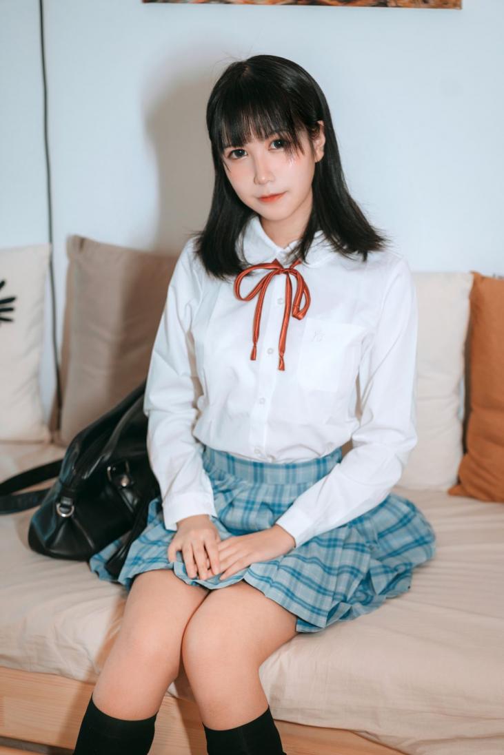 微博妹子@逐月Su 女儿的朋友 [14P54MB] - 图片5
