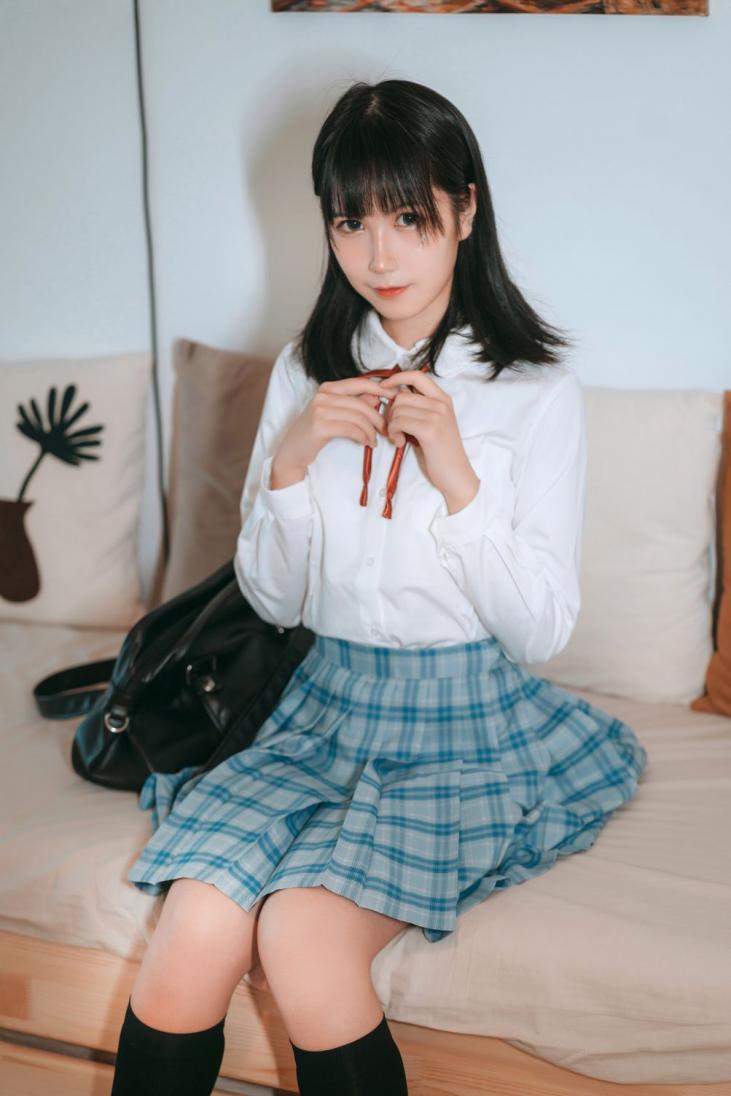 微博妹子@逐月Su 女儿的朋友 [14P54MB] - 图片7