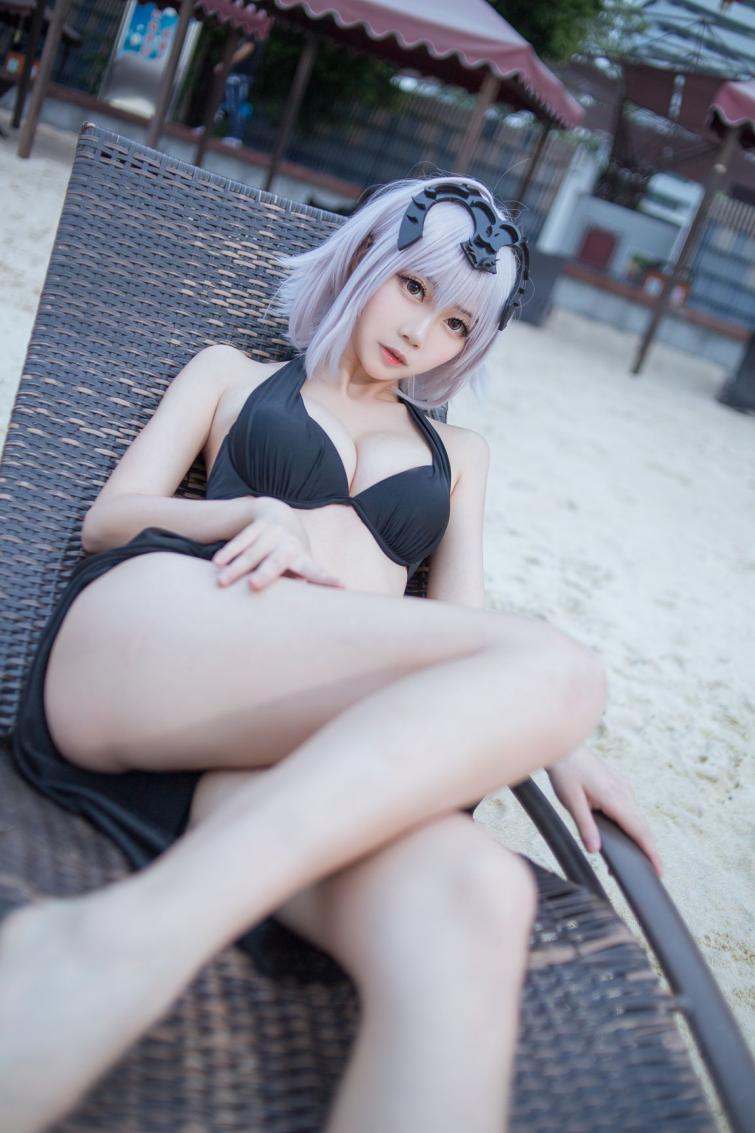 人气动漫Coser@鳗鱼霏儿&大肉丸 贞德 [58P578MB] - 图片2