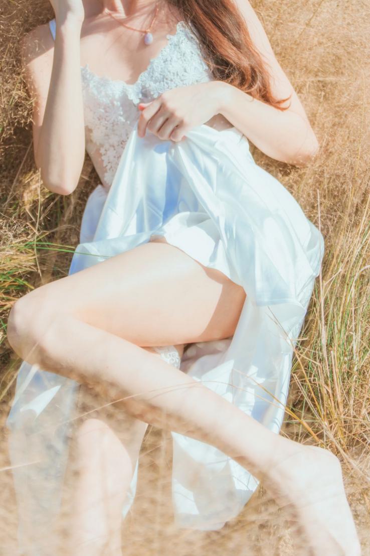 人气Coser@桜桃喵 原野上的浪漫 [51P1G] - 图片3