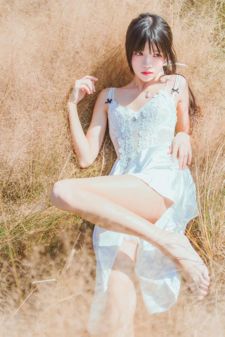 人气Coser@桜桃喵 原野上的浪漫 [51P1G] - 图片4