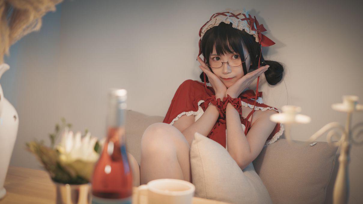 微博妹子@逐月Su 小红帽 [33P90MB] - 图片7