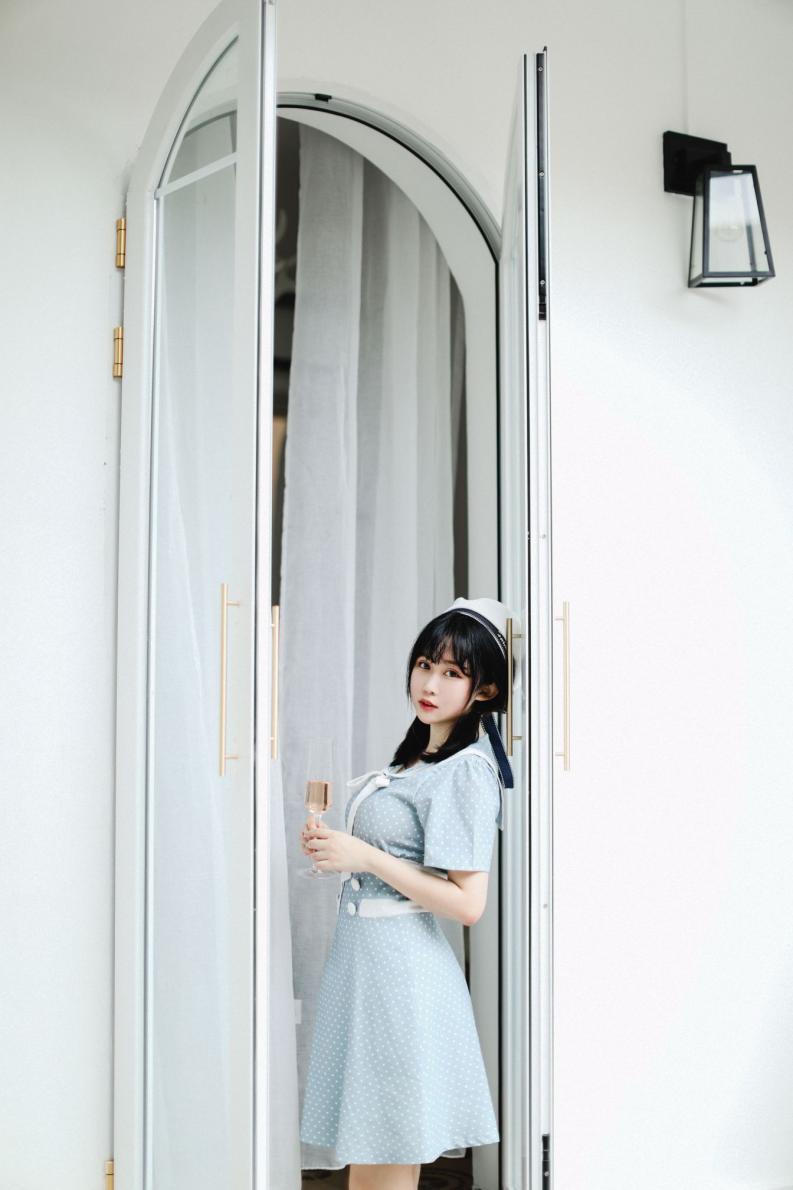 知名动漫博主@是依酱呀 依酱私人拍摄图 [30P165MB] - 图片5