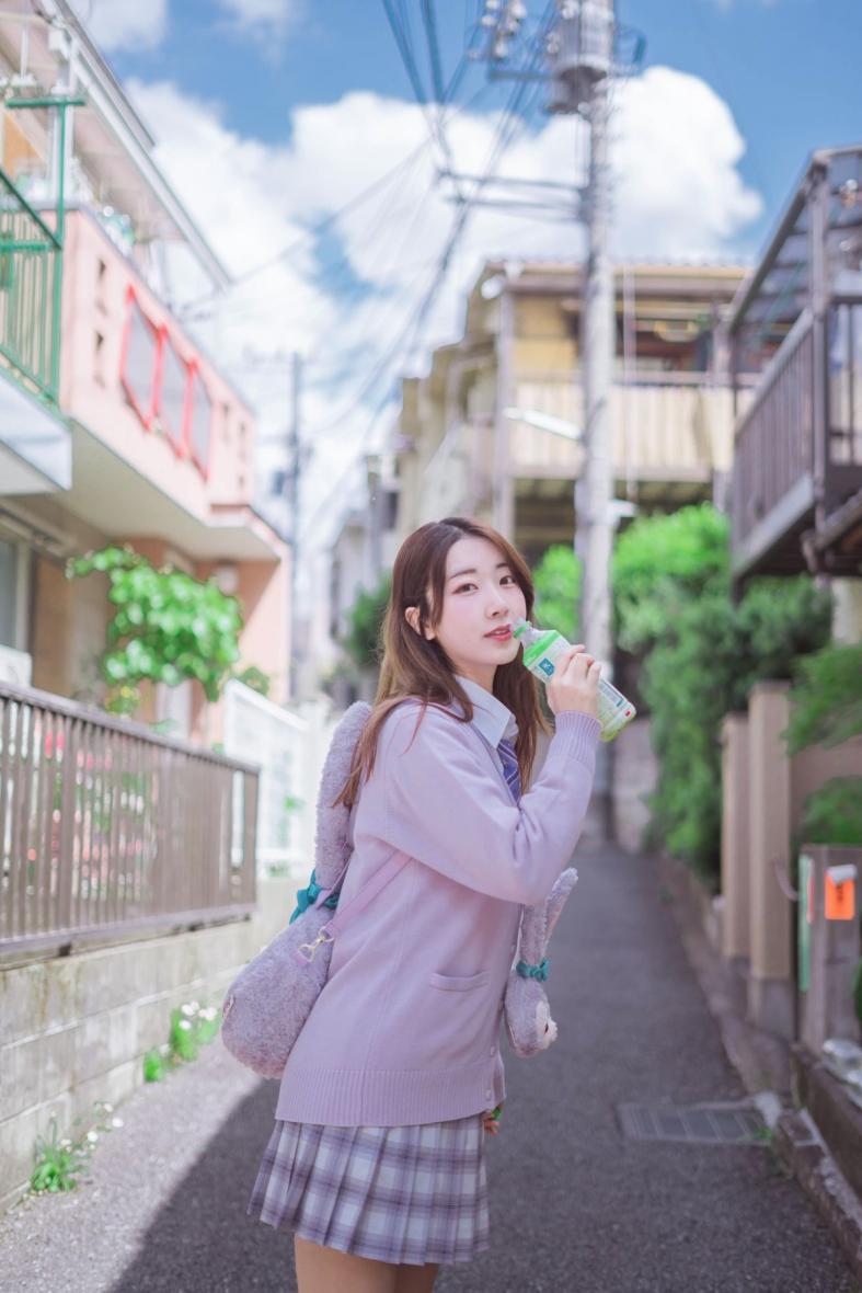微博红人动漫Coser@黑川 民宿楼下 [15P90MB]
