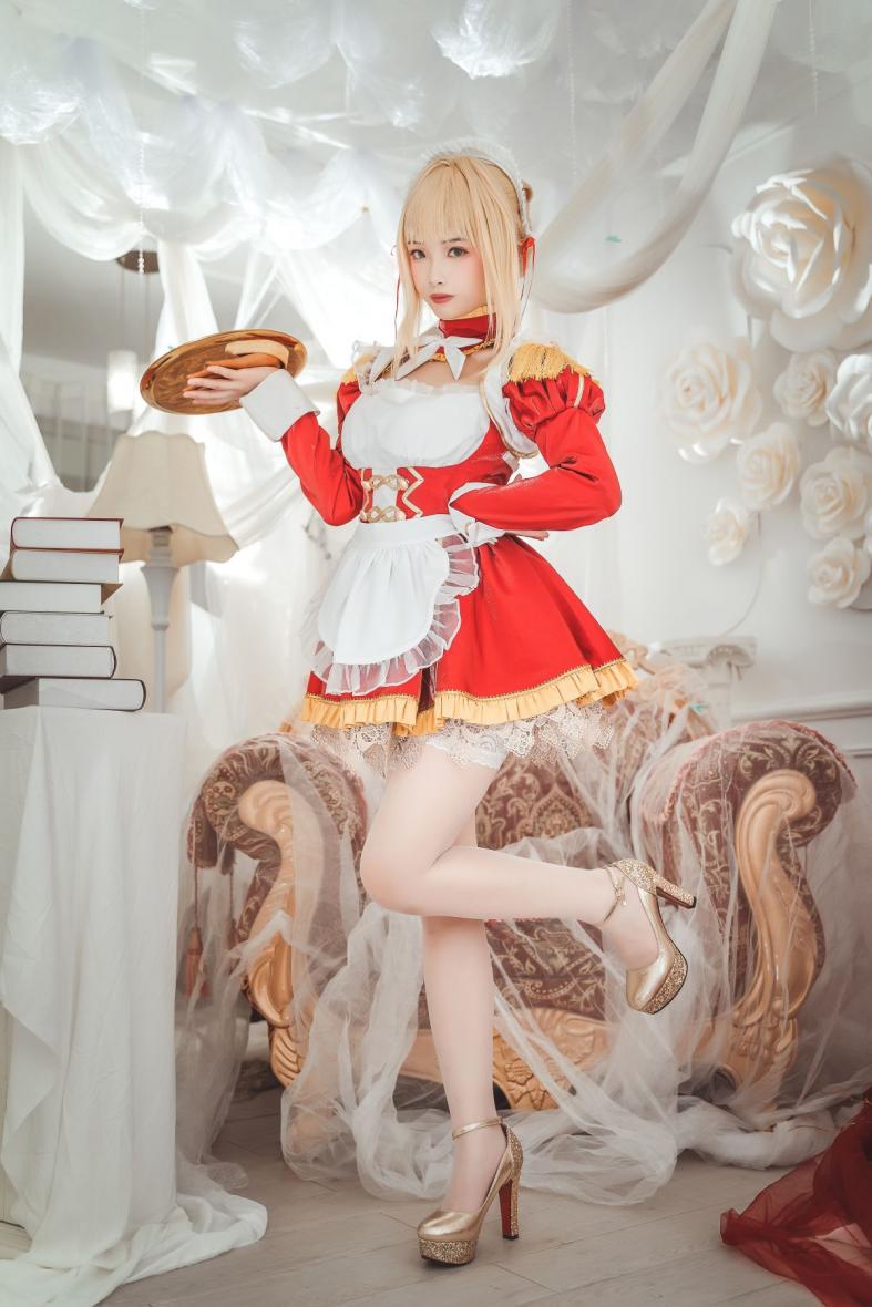 微博红人Coser@雯妹不讲道理 尼禄女仆 [20P264MB] - 图片2