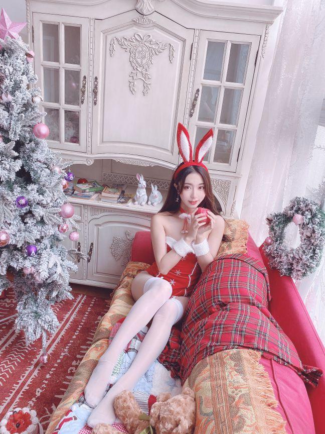 微博红人动漫Coser@黑川 圣诞小兔子 [32P80MB] - 图片4