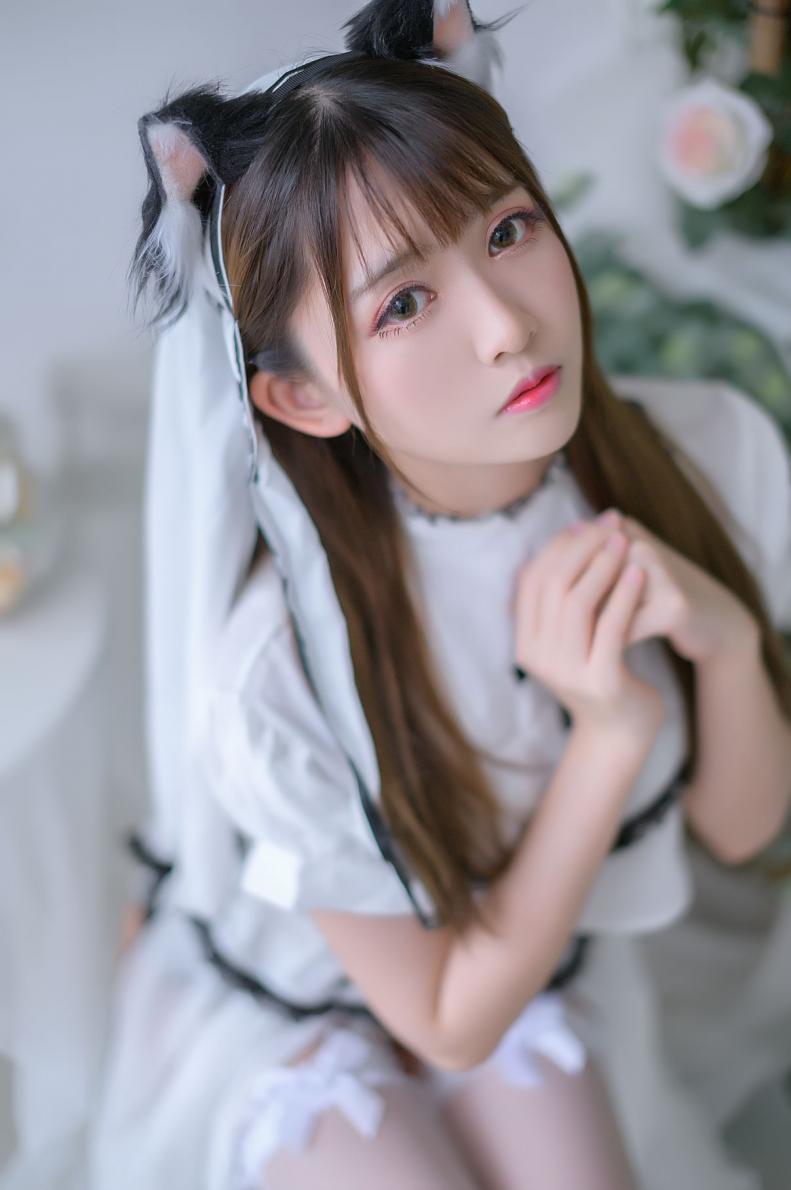 人气动漫Coser@鳗鱼霏儿 猫耳娘 第三套 [12P135MB]