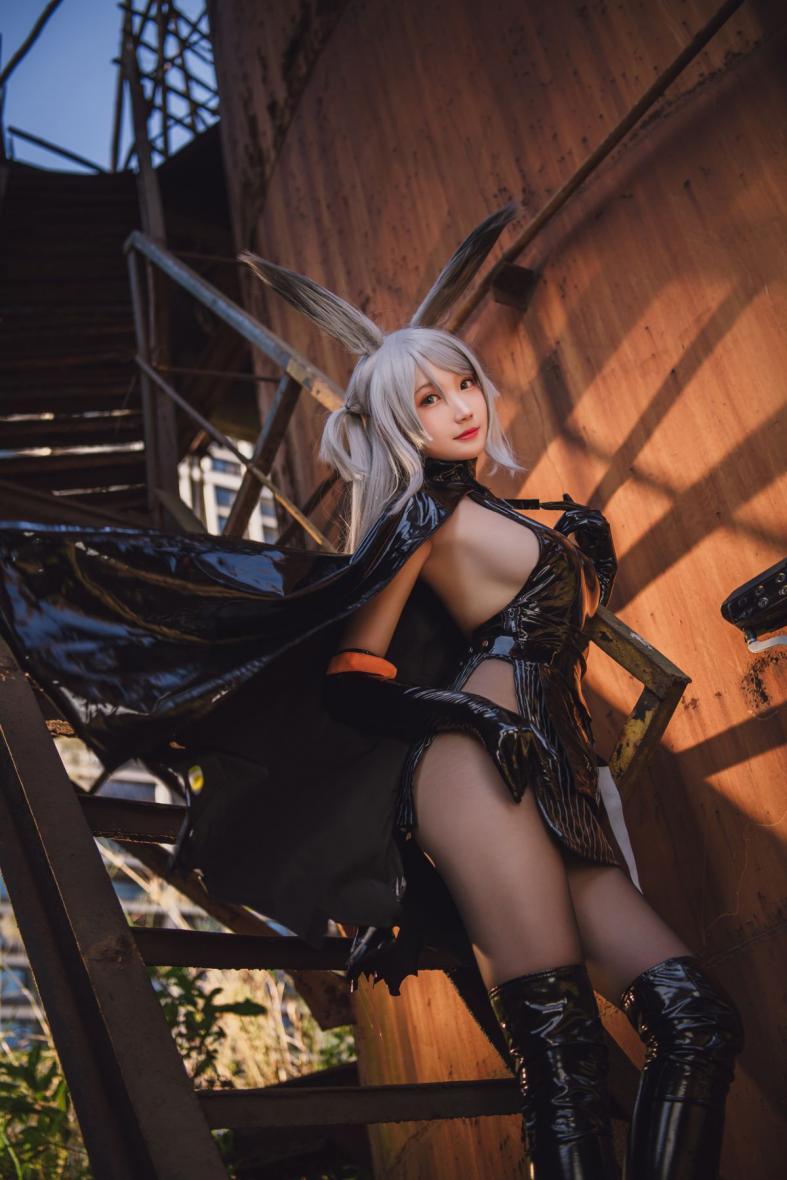 动漫Coser@瓜希酱 暴行 [15P74MB]