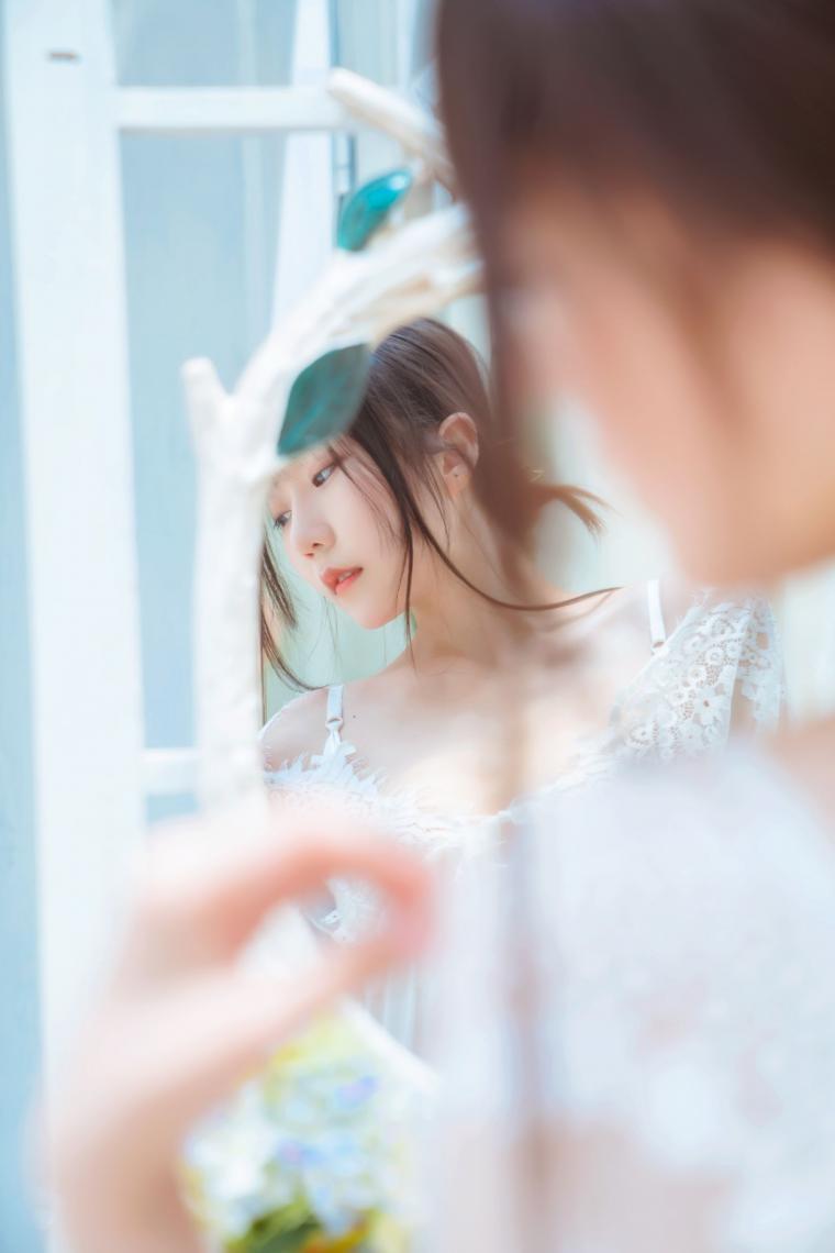 动漫博主@香草喵露露 玻璃房少女 [76P1.13G] - 图片3