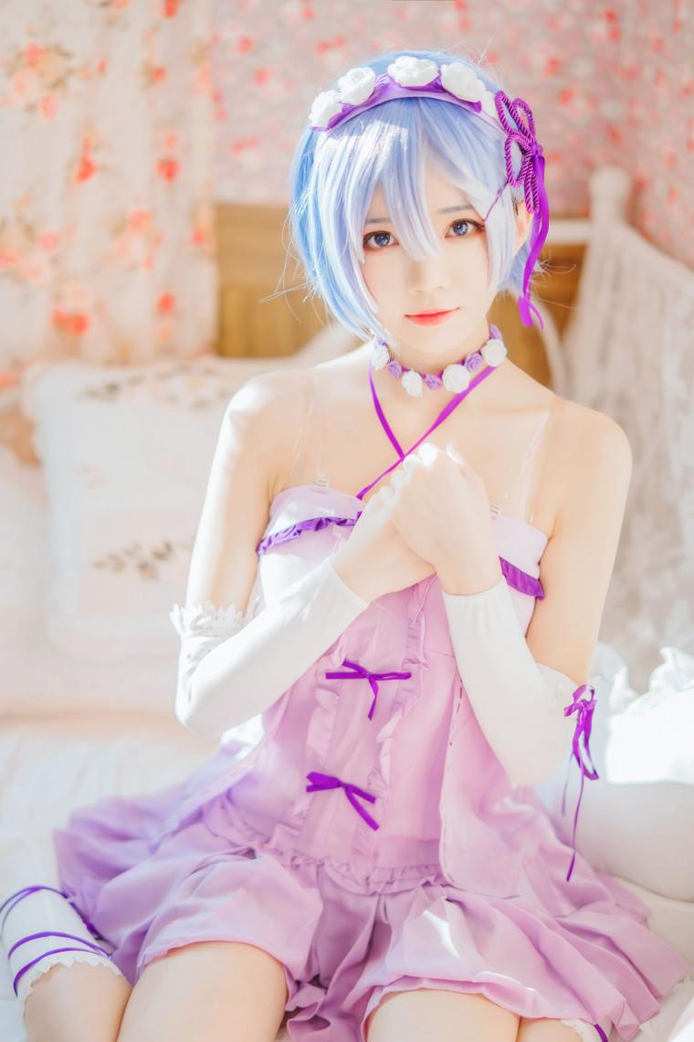 人气Coser@桜桃喵 蕾姆小睡裙 [40P639MB]