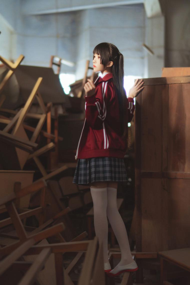 人气Coser@桜桃喵-废弃教室 [38P717MB]