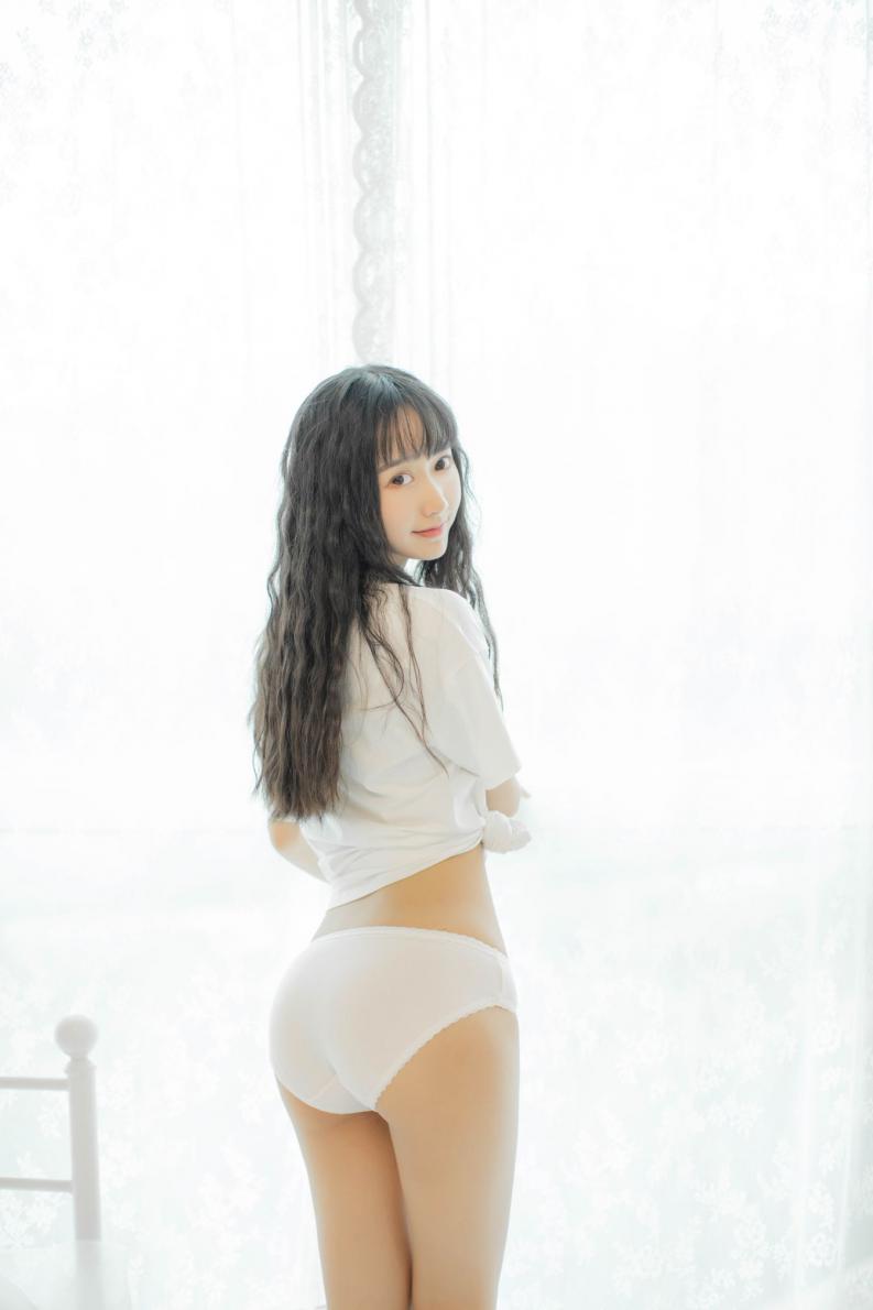 网红Coser@木绵绵OwO 3套内衣电子图 [30P155MB] - 图片2