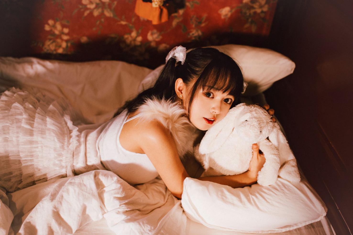 知名动漫博主@黑猫猫OvO 白色双马尾 [19P187MB] - 图片2