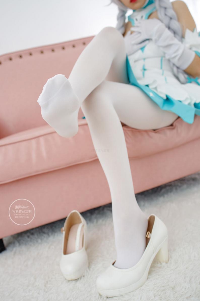 森萝财团 有料 NO.010 出镜：小奶糕Milky [74P975MB] - 图片4