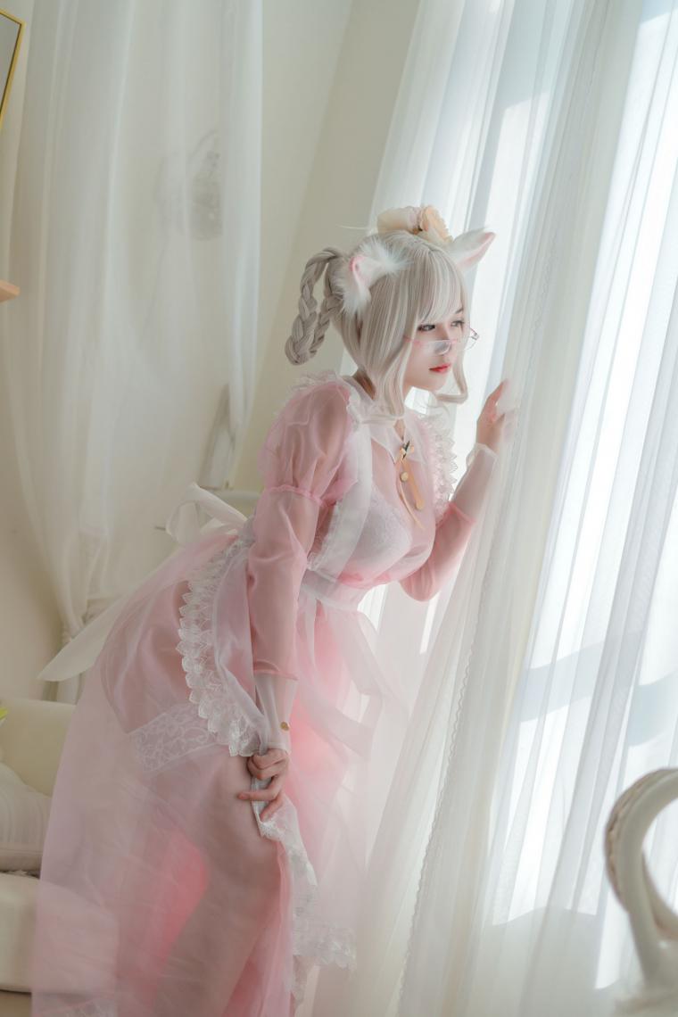 人气Coser@小仓千代 透明女仆粉色 [24P268MB] - 图片5
