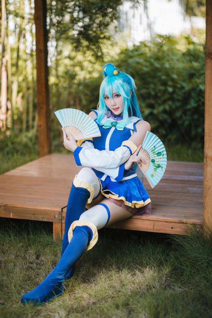 动漫Coser@瓜希酱 阿库娅单人+与惠惠双人 [18P115MB]