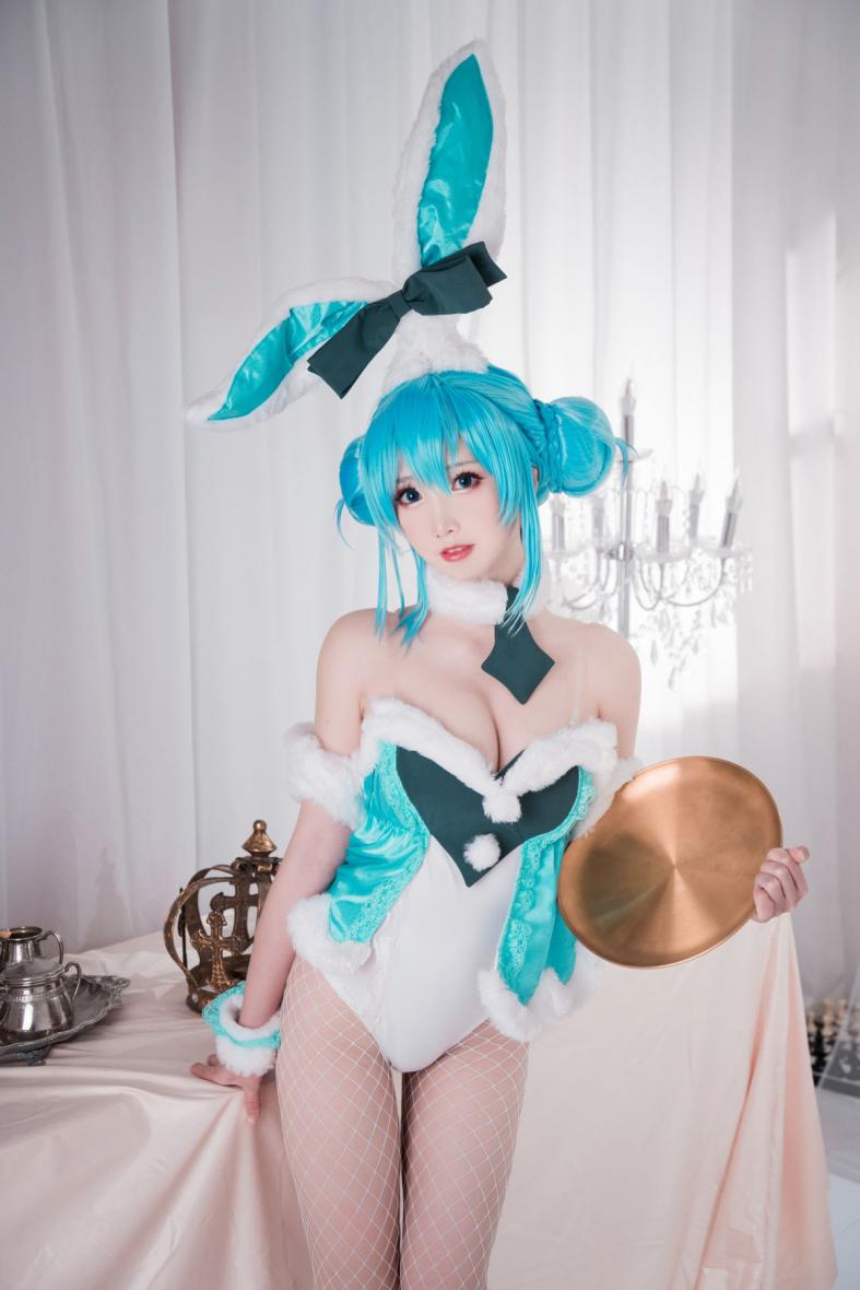 人气动漫Coser@面饼仙儿 初音兔女郎 [17P139MB] - 图片8