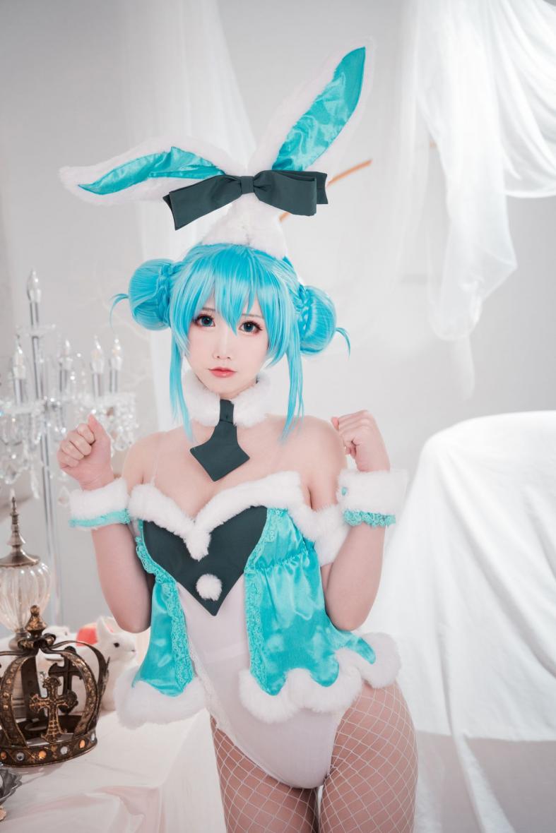 人气动漫Coser@面饼仙儿 初音兔女郎 [17P139MB] - 图片3