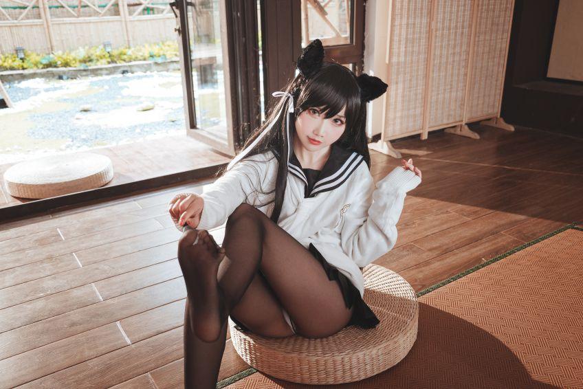 人气动漫Coser@面饼仙儿 爱宕JK2 [47P1V528MB] - 图片3