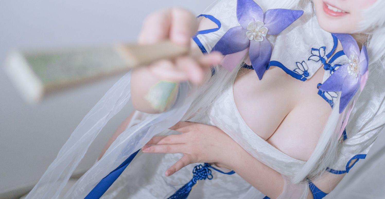 人气Coser@阿半今天很开心 光辉旗袍 [33P146MB] - 图片3