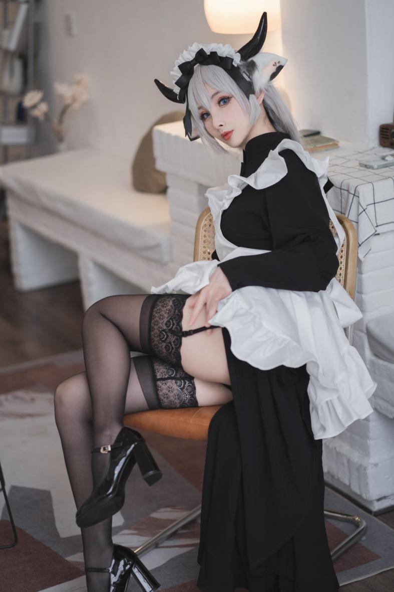 知名动漫Coser@rioko凉凉子 贴心的牛奶女仆 [45P465MB] - 图片3