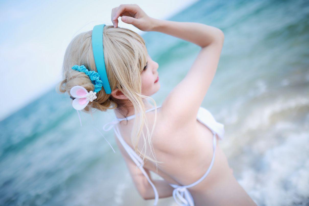 微博人气Coser@抖娘-利世 海边索米 [30P88MB] - 图片3