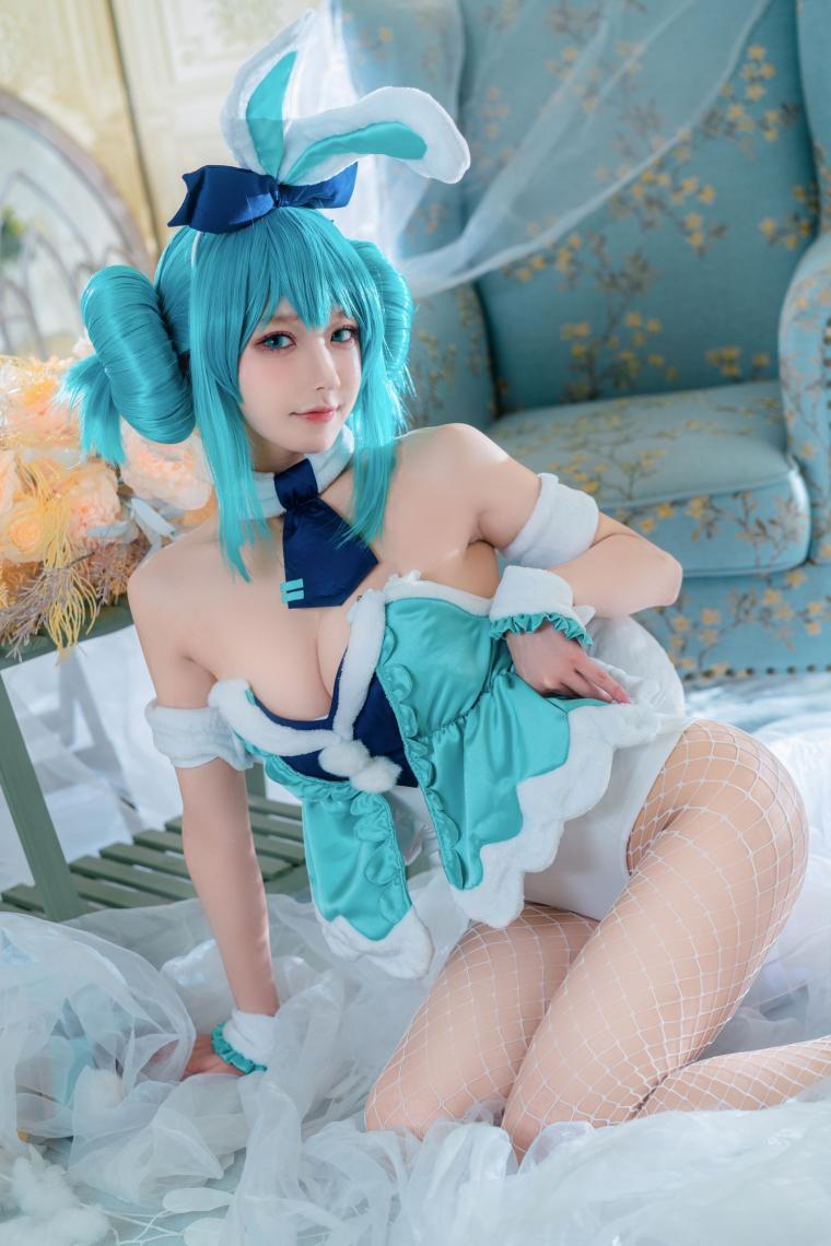 动漫博主@阿包也是兔娘 白兔miku [28P664MB] - 图片5