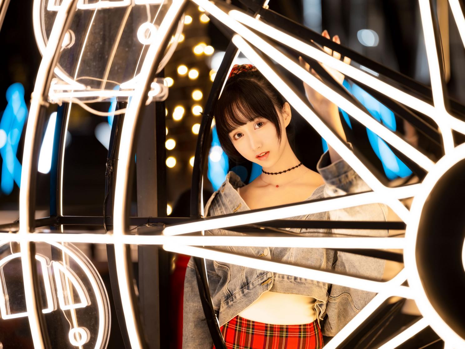 网紅Coser@木绵绵OwO 都市夜恋 [26P2.01G] - 图片2