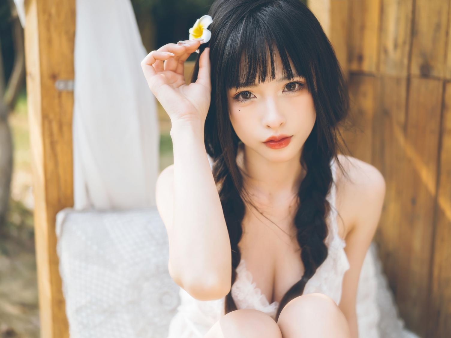 知名动漫博主@清水由乃 田园雷丝裙 [65P2.66G] - 图片6