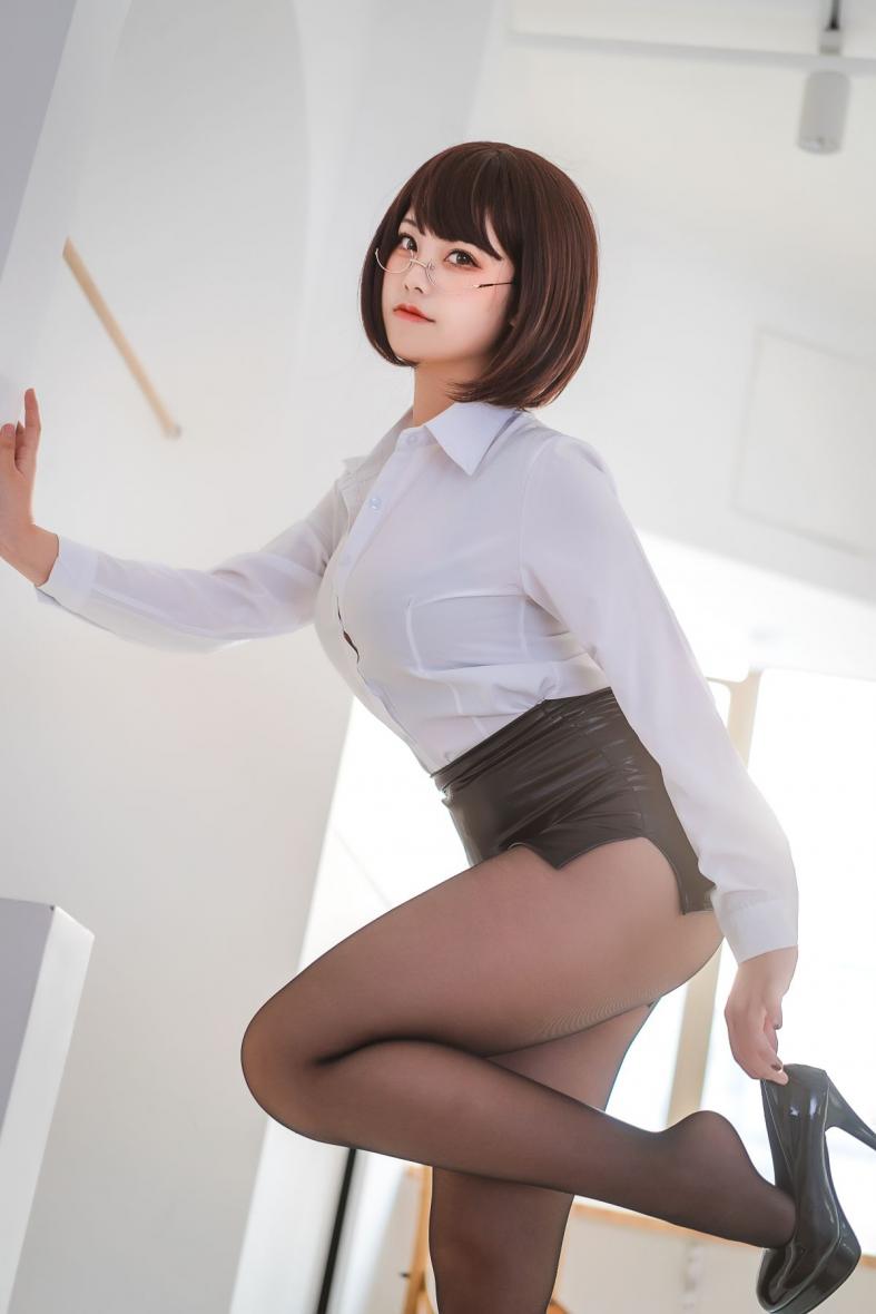 知名动漫博主@蜜汁猫裘 醉OL [52P698MB] - 图片7