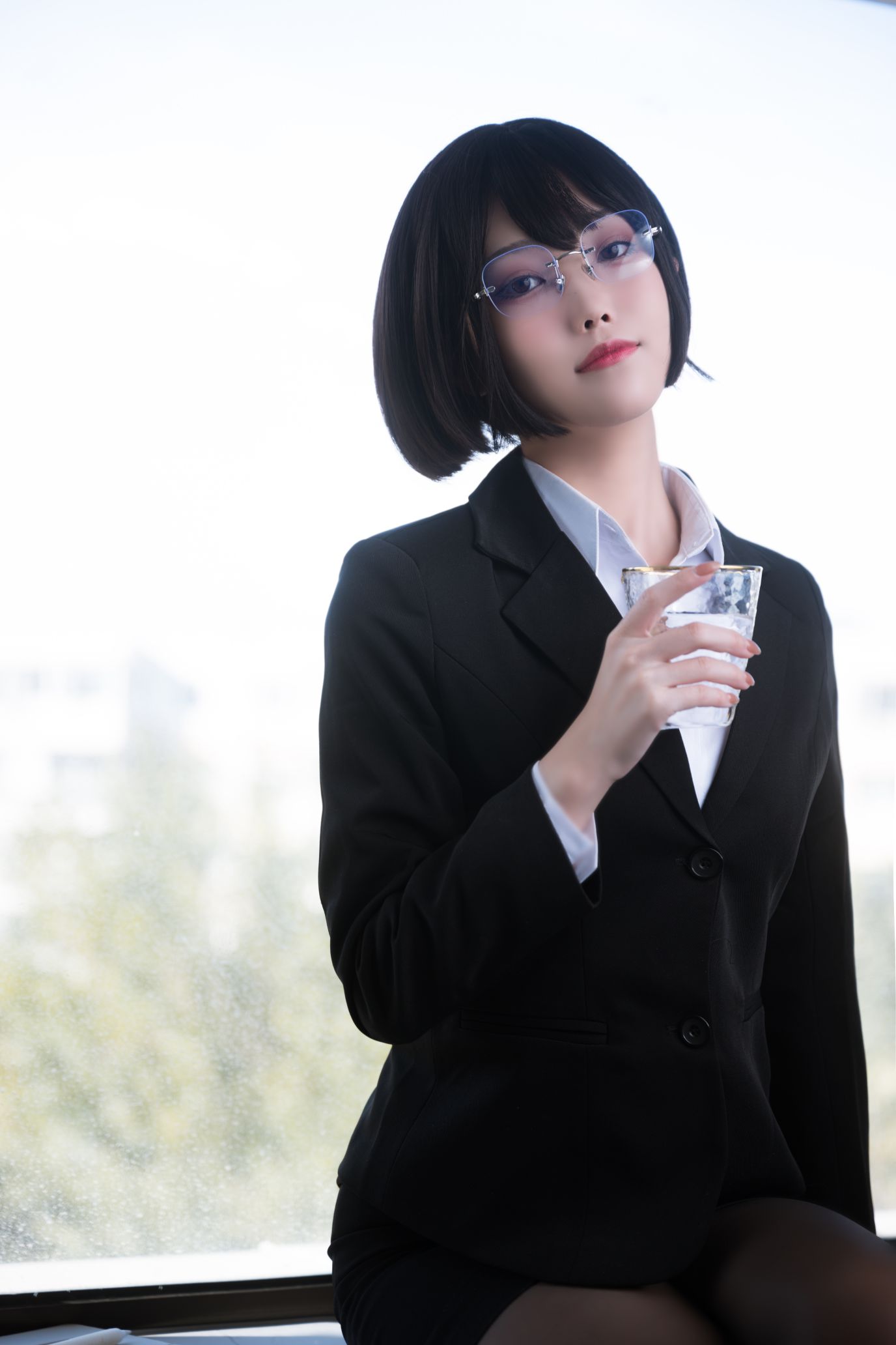 [汪知子] NO.01 OL [16P-139MB]