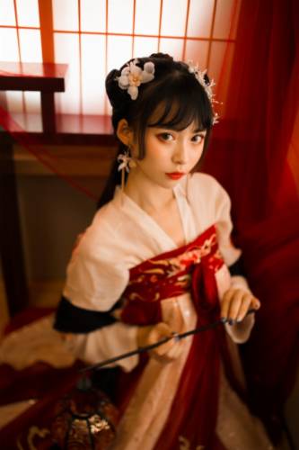 001 虫皿虫皿 龙母汉服 [16P60MB] - 图片4