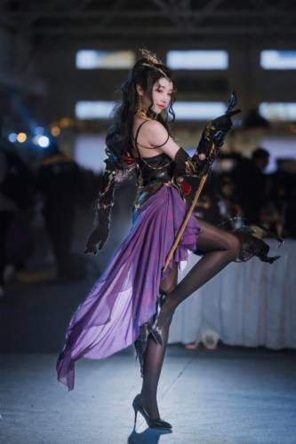 009 走路摇zly 迦南夜吻 [9P101MB] - 图片4