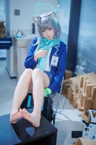 014 lunananya 202402 场照 砂狼白子 [16P131MB]
