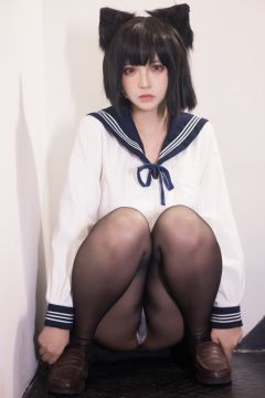 网红Coser@疯猫ss 2022新春生日本04 制服少女 [80P5V1.44G]