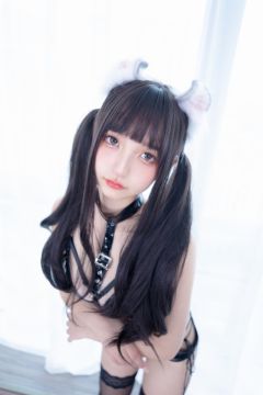 神楽坂真冬写真-黑 [75P167MB]