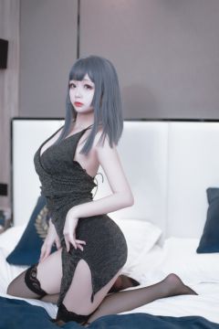 人气动漫博主@日奈娇 黑色礼服 [40P398MB] - 图片4