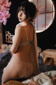 知名动漫Coser@rioko凉凉子 年上の韵》温泉旅行 [31P142MB]