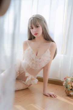 微博妹字@过期米线线喵 凡尔赛公主 [52P79MB] - 图片5