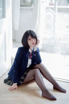 微博人气Coser@半半子 彼女の制服姿が好き [54P84MB] - 图片3