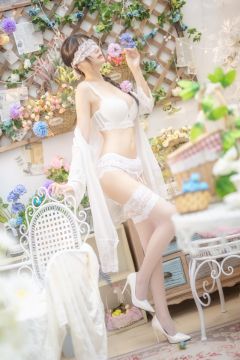 动漫博主@香草喵露露 白色花房 [48P2V1.12G] - 图片2