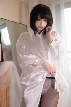 网红Coser@疯猫ss 2022新春生日本03 白衬衫少女 [80P1.35G] - 图片3